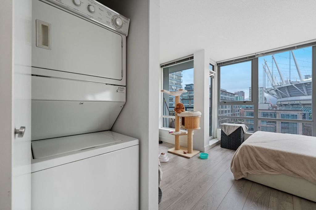 Listing Image 15