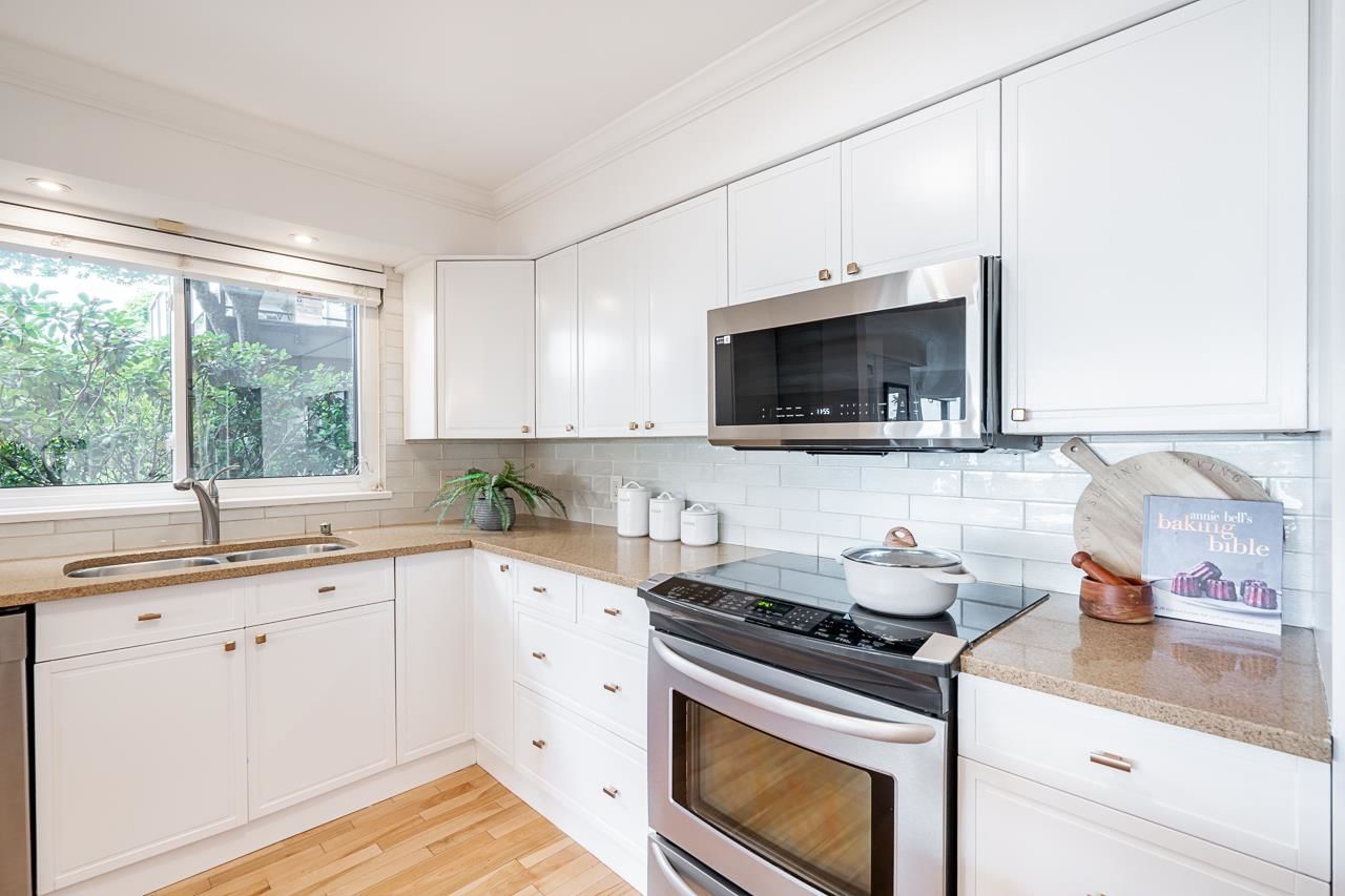 Listing Image 11