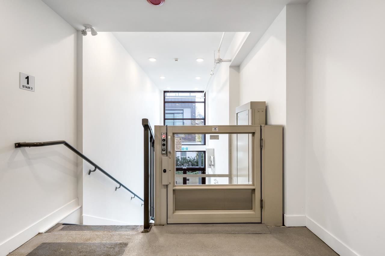 Listing Image 20