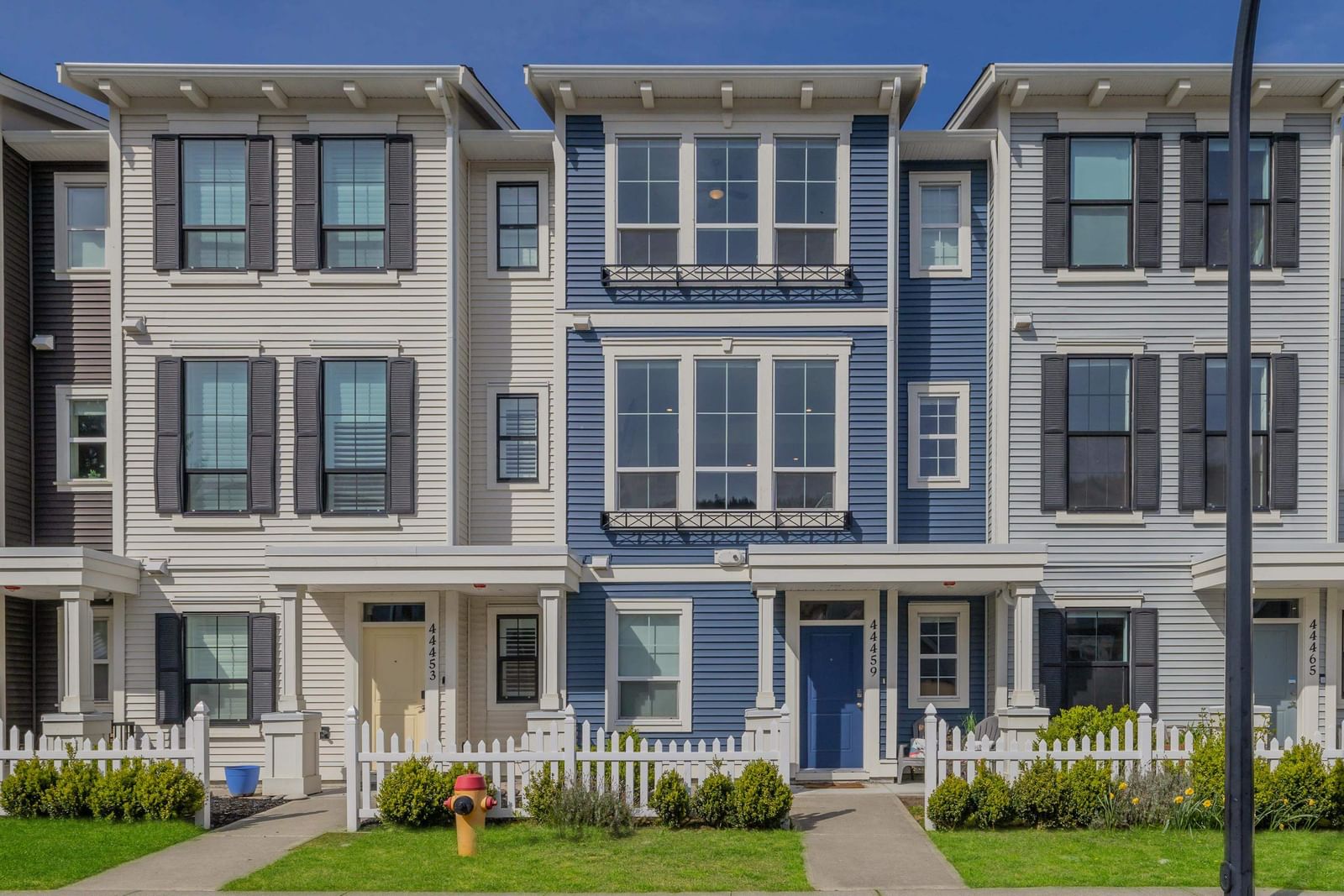 Listing Image 1