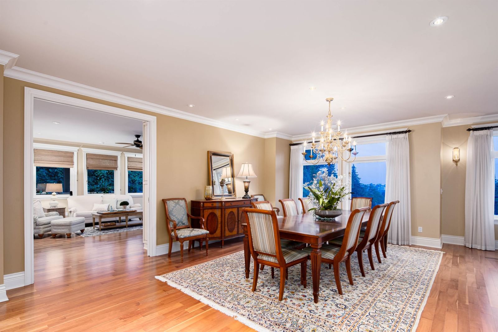 Listing Image 10
