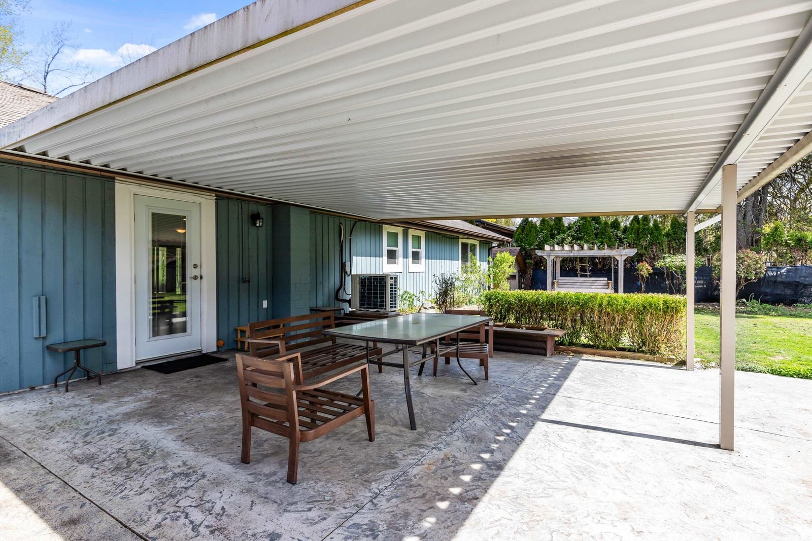 Listing Image 23