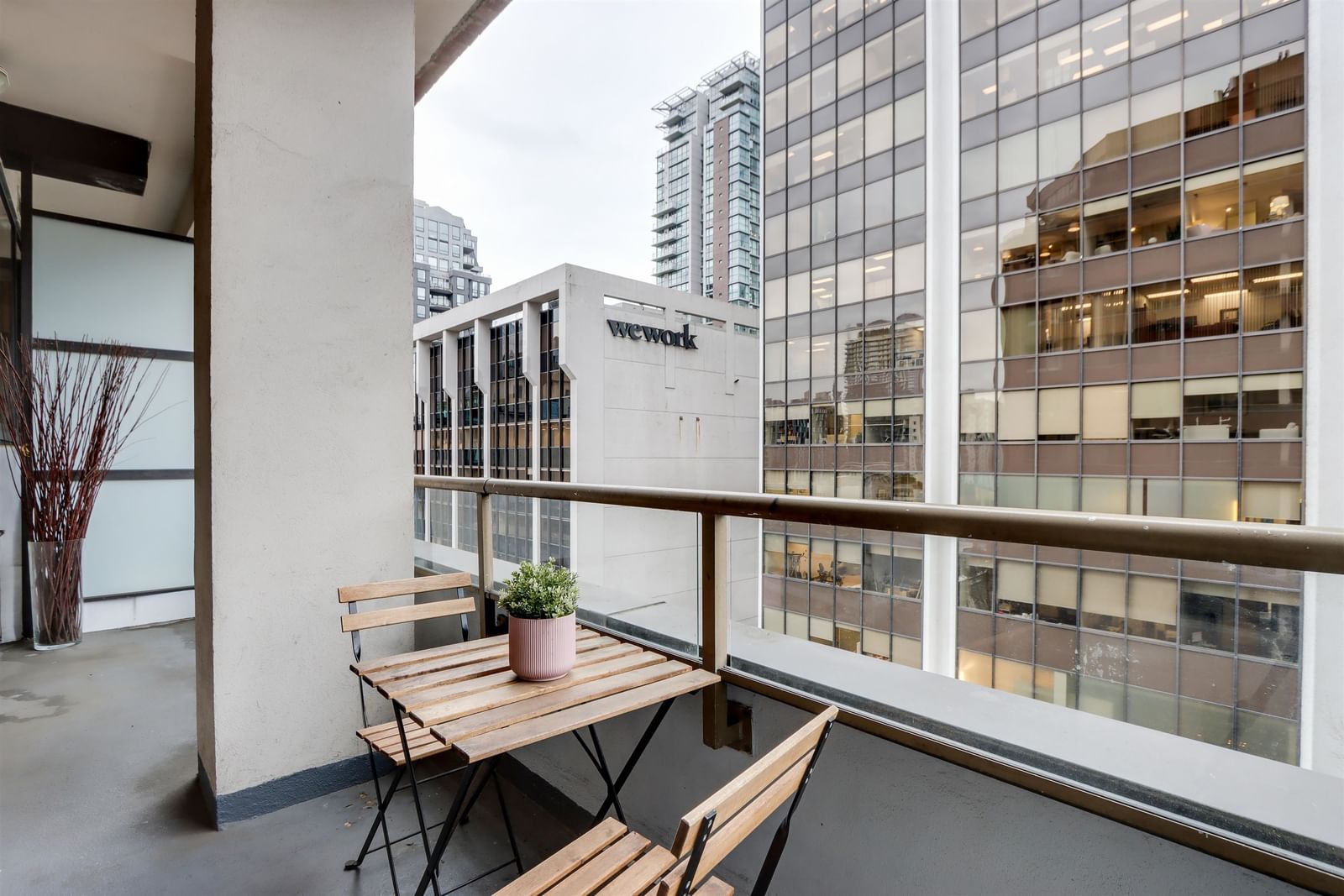 Listing Image 22