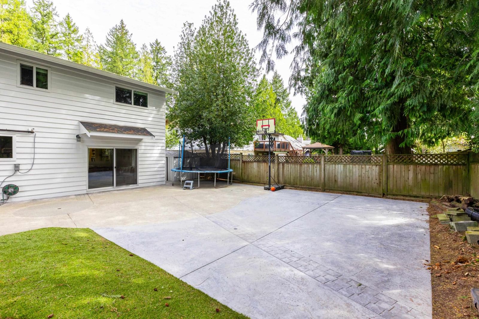 Listing Image 34