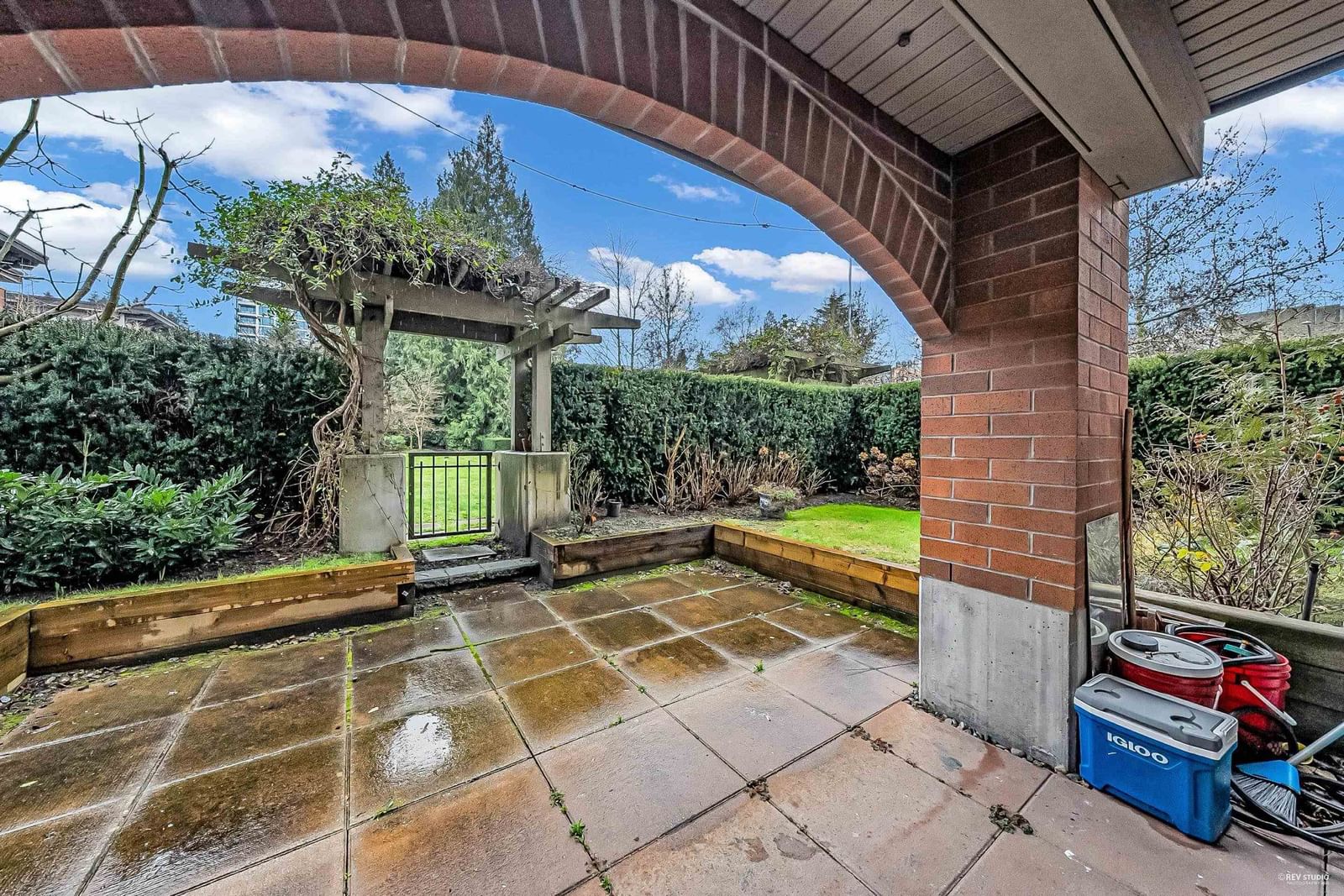Listing Image 12