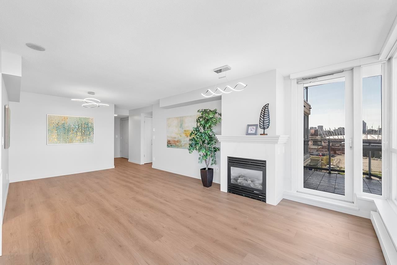 Listing Image 14