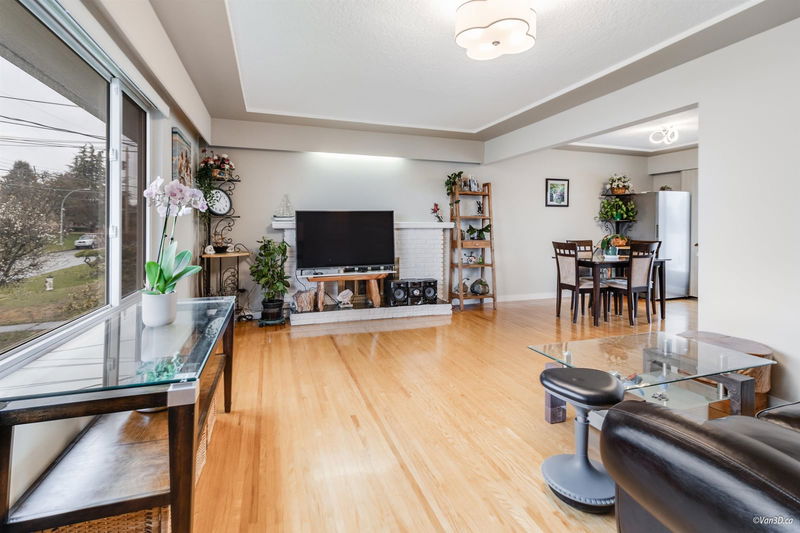 6555 St. Charles Place, Burnaby, British Columbia