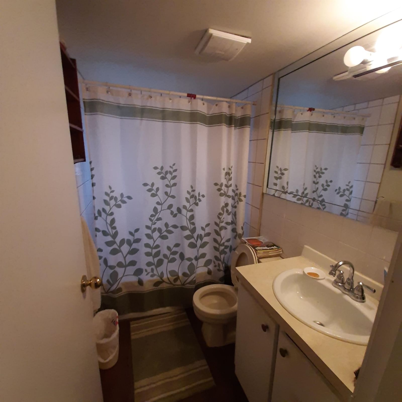 Listing Image 12