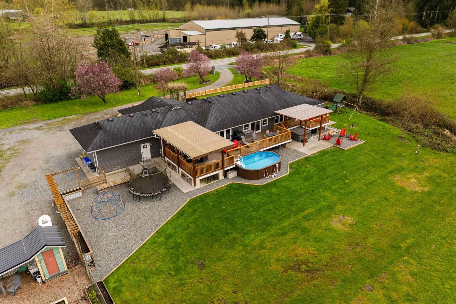 Listing Image 9