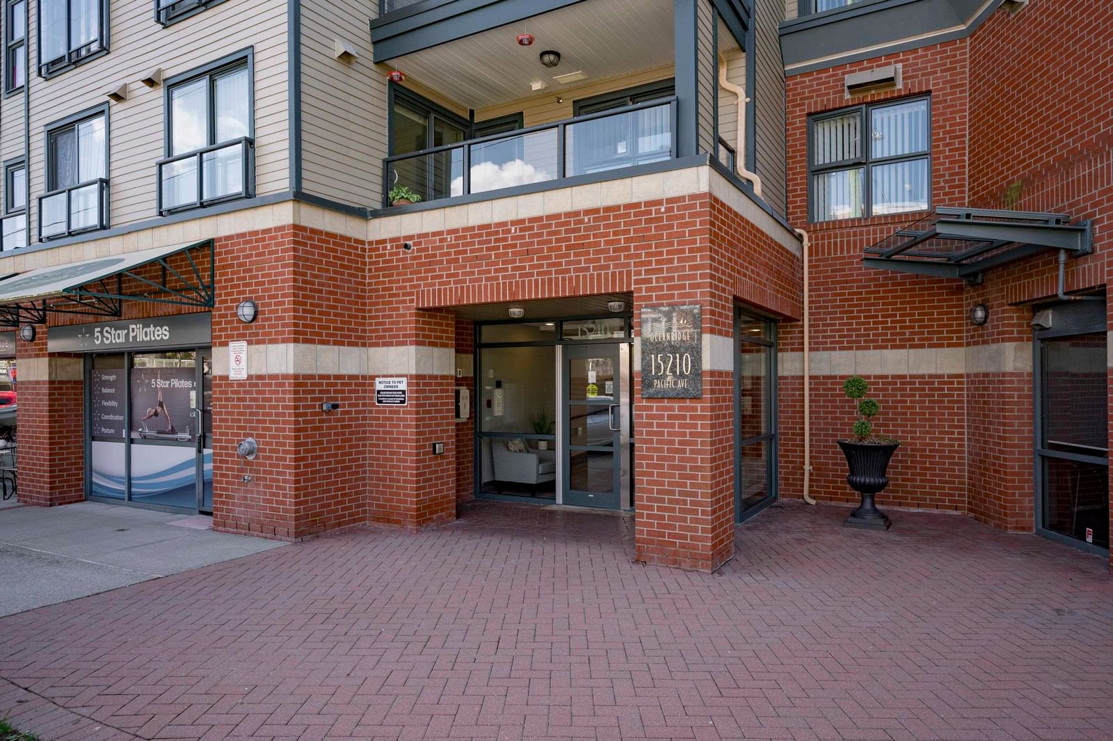 Listing Image 32