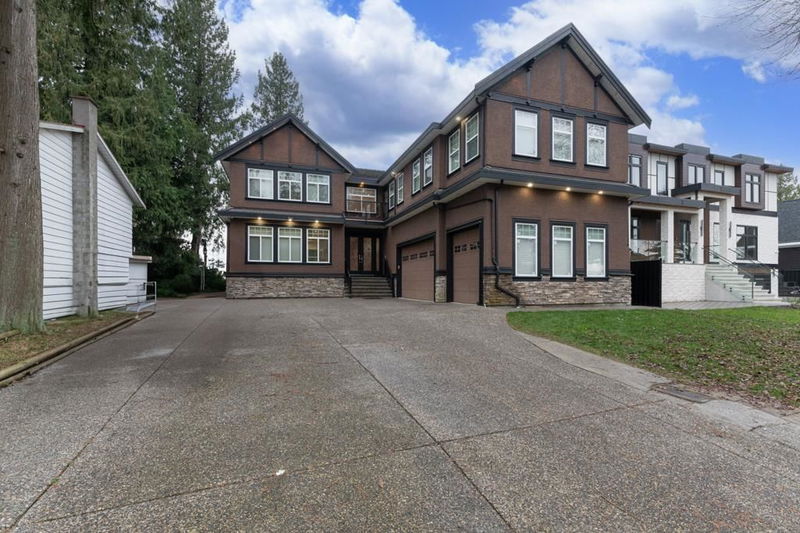 7033 129a Street, Surrey, British Columbia