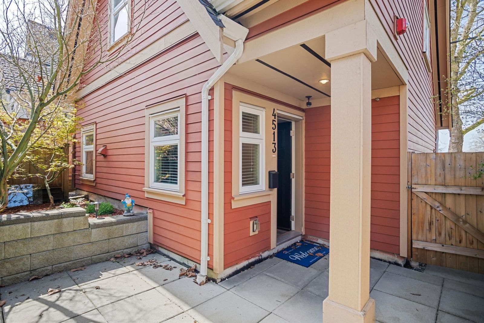 Listing Image 18