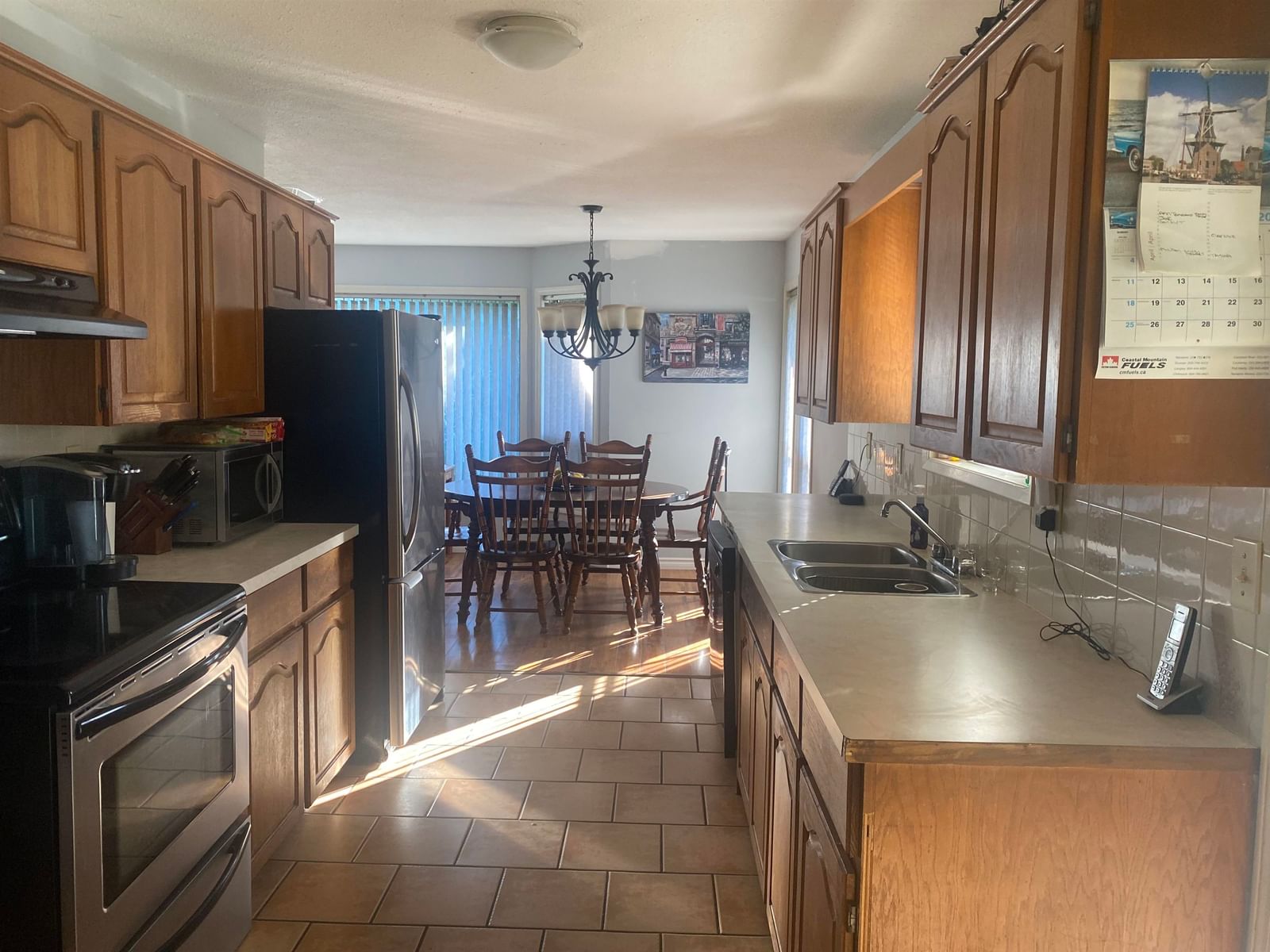 Listing Image 5