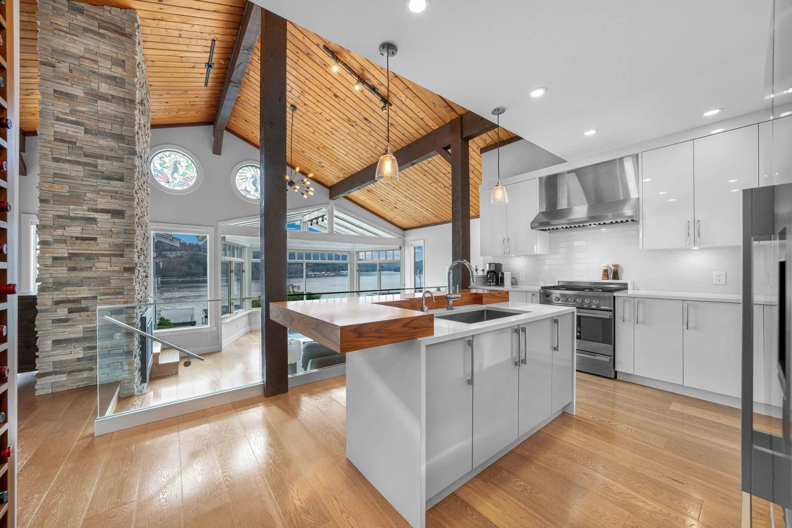 Listing Image 9