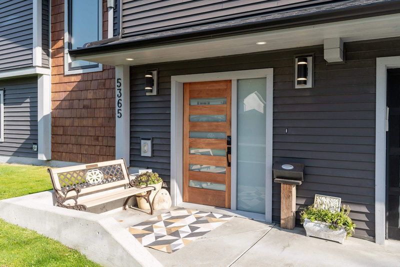 5365 Maple Crescent, Delta, V4K 1G1 | Image 3