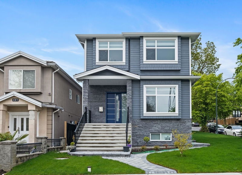 497 61st Avenue E, Vancouver, British Columbia