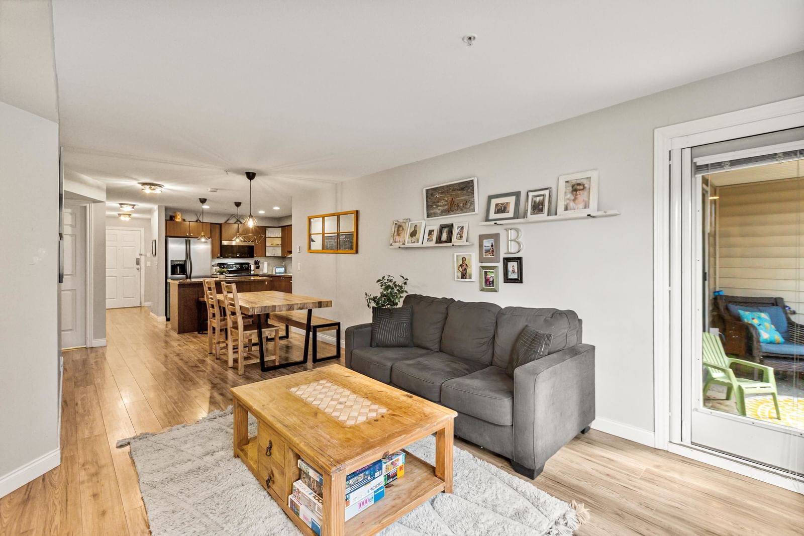 Listing Image 14