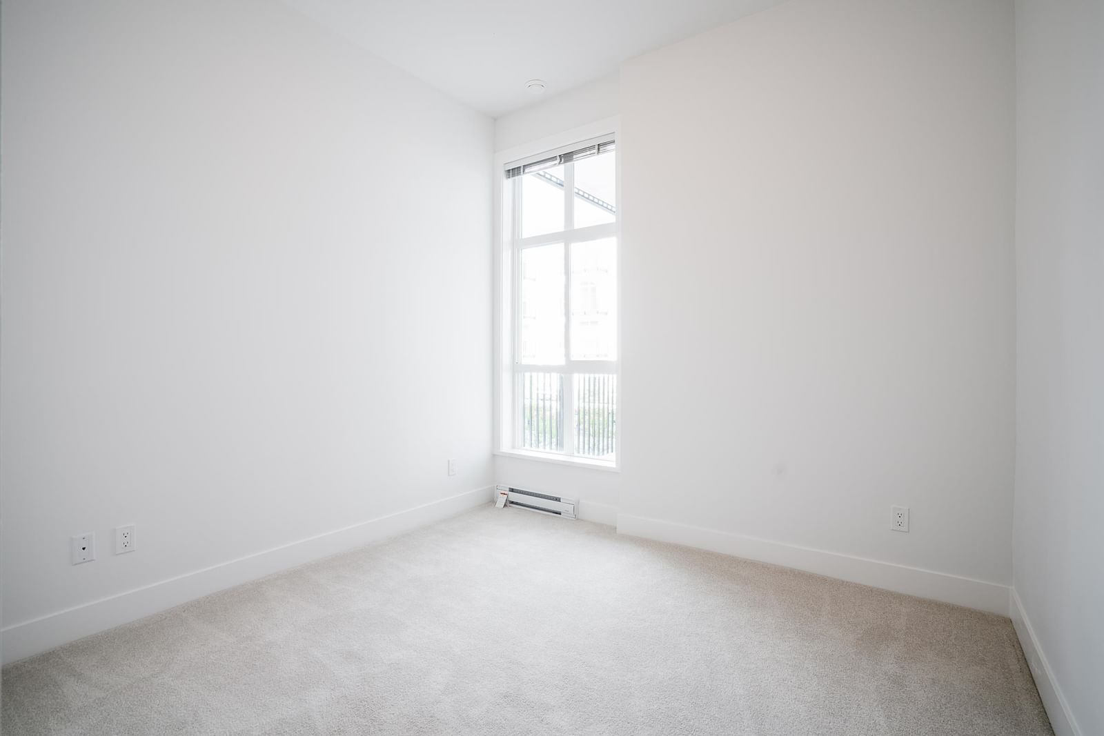 Listing Image 26