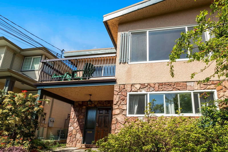 945 Delestre Avenue, Coquitlam, British Columbia