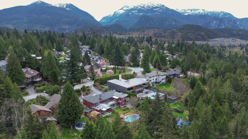 40549 Ayr Drive, Squamish, British Columbia