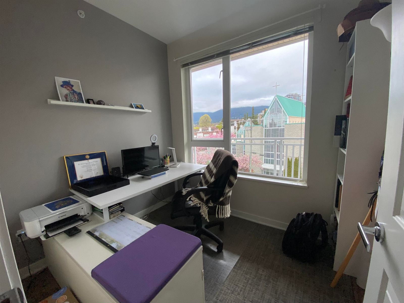 Listing Image 17