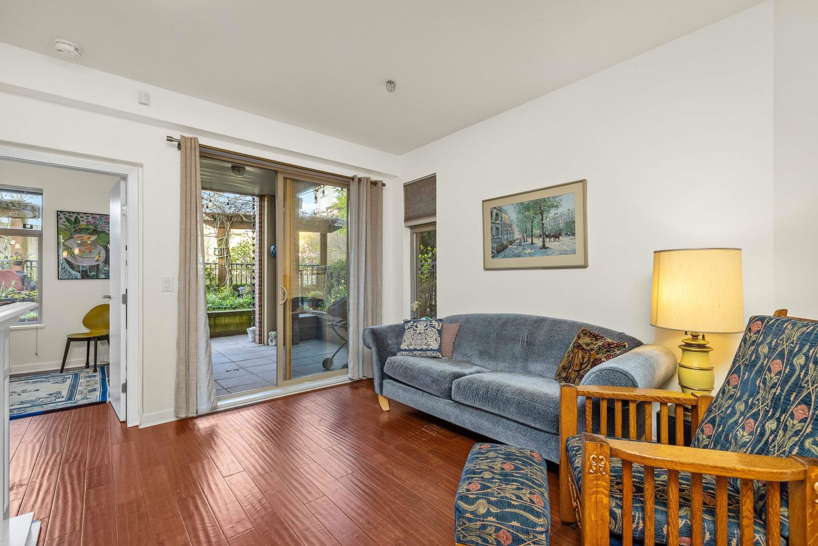 Listing Image 12