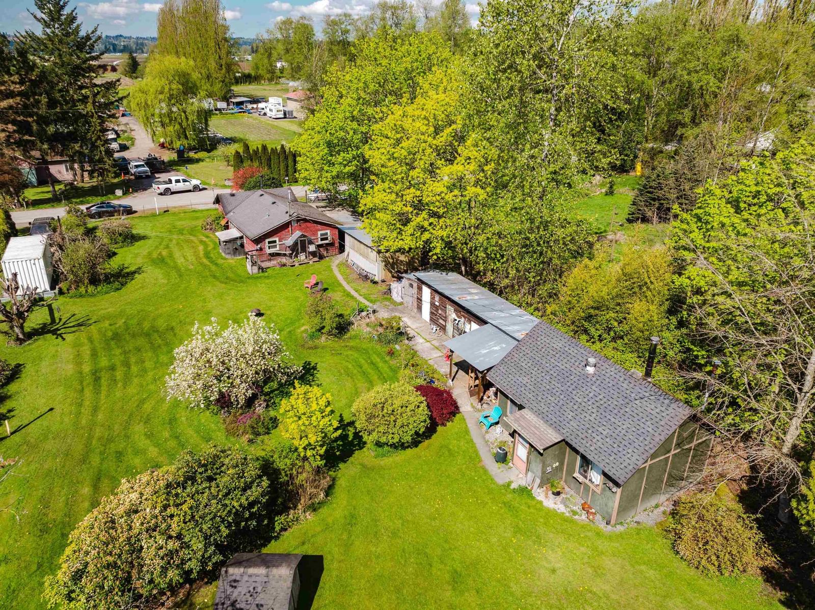 Listing Image 10