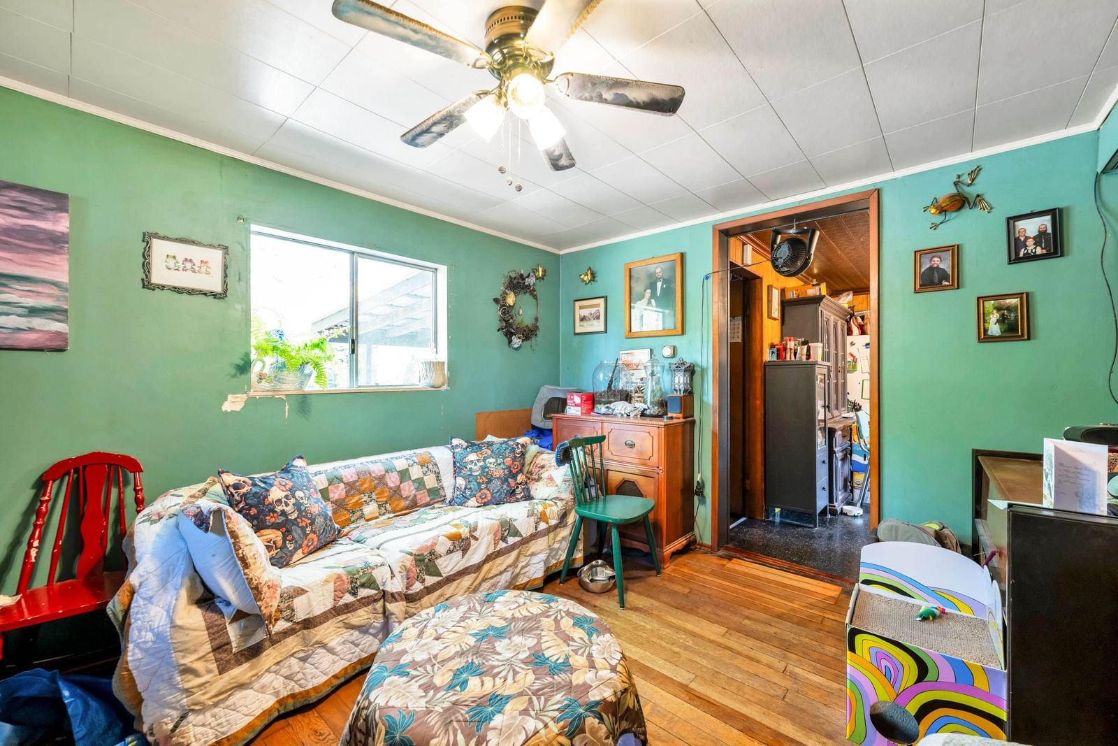 Listing Image 17