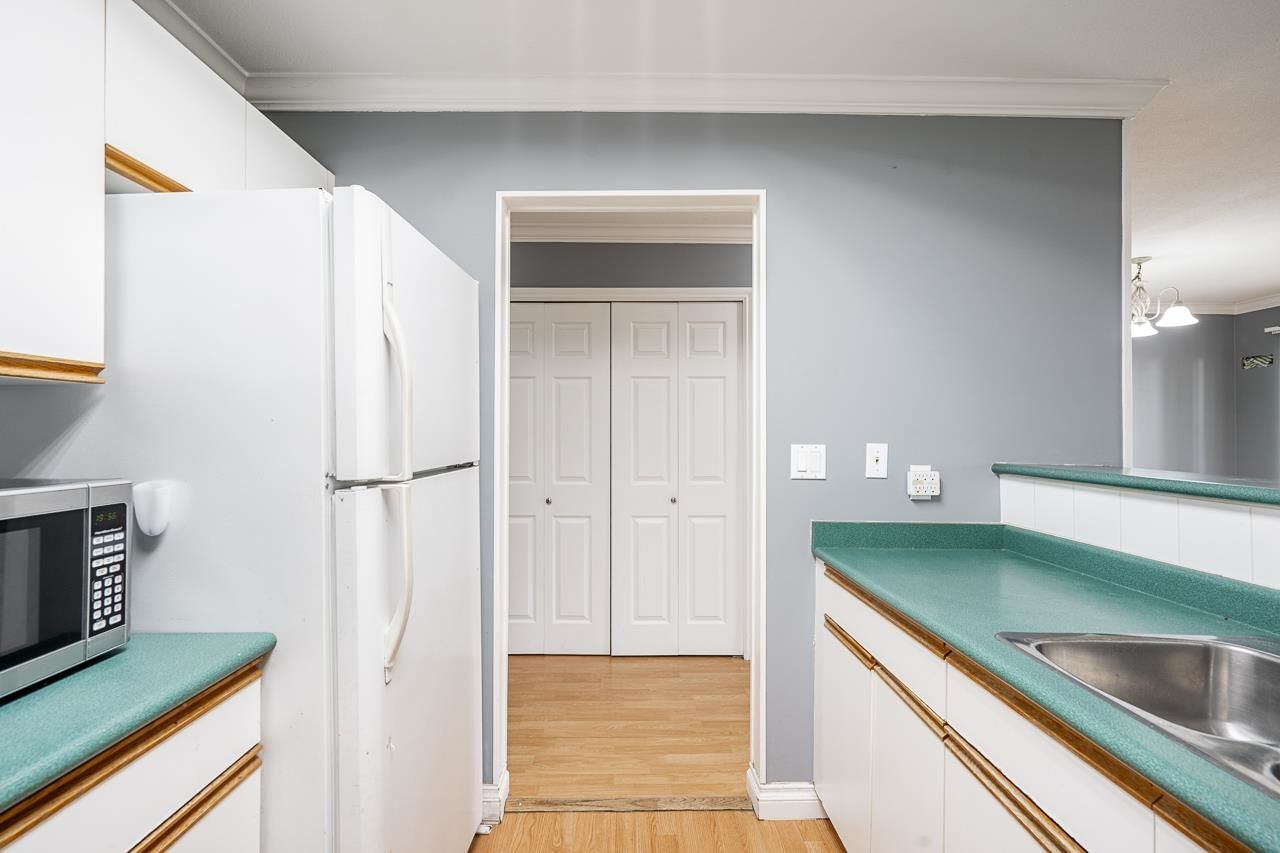 Listing Image 16