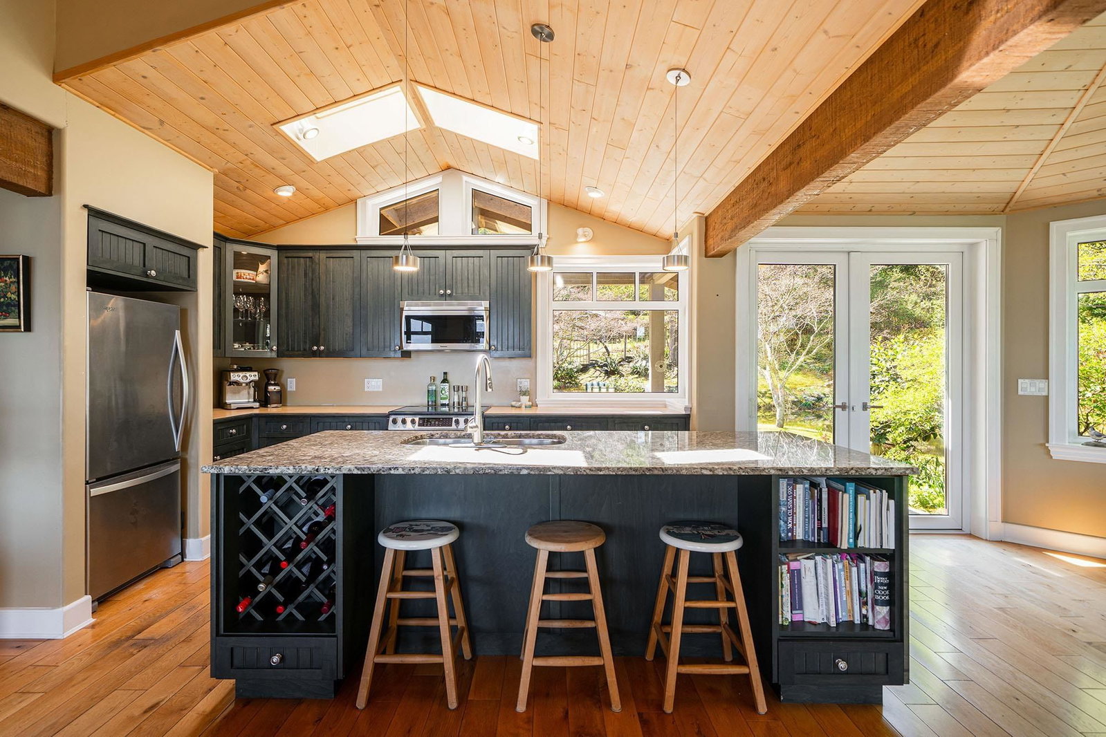 Listing Image 13