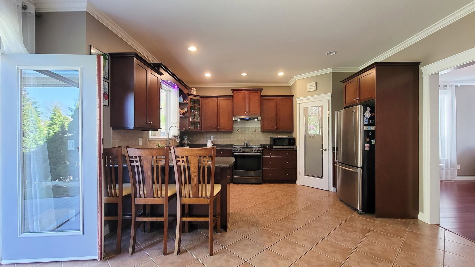 Listing Image 14