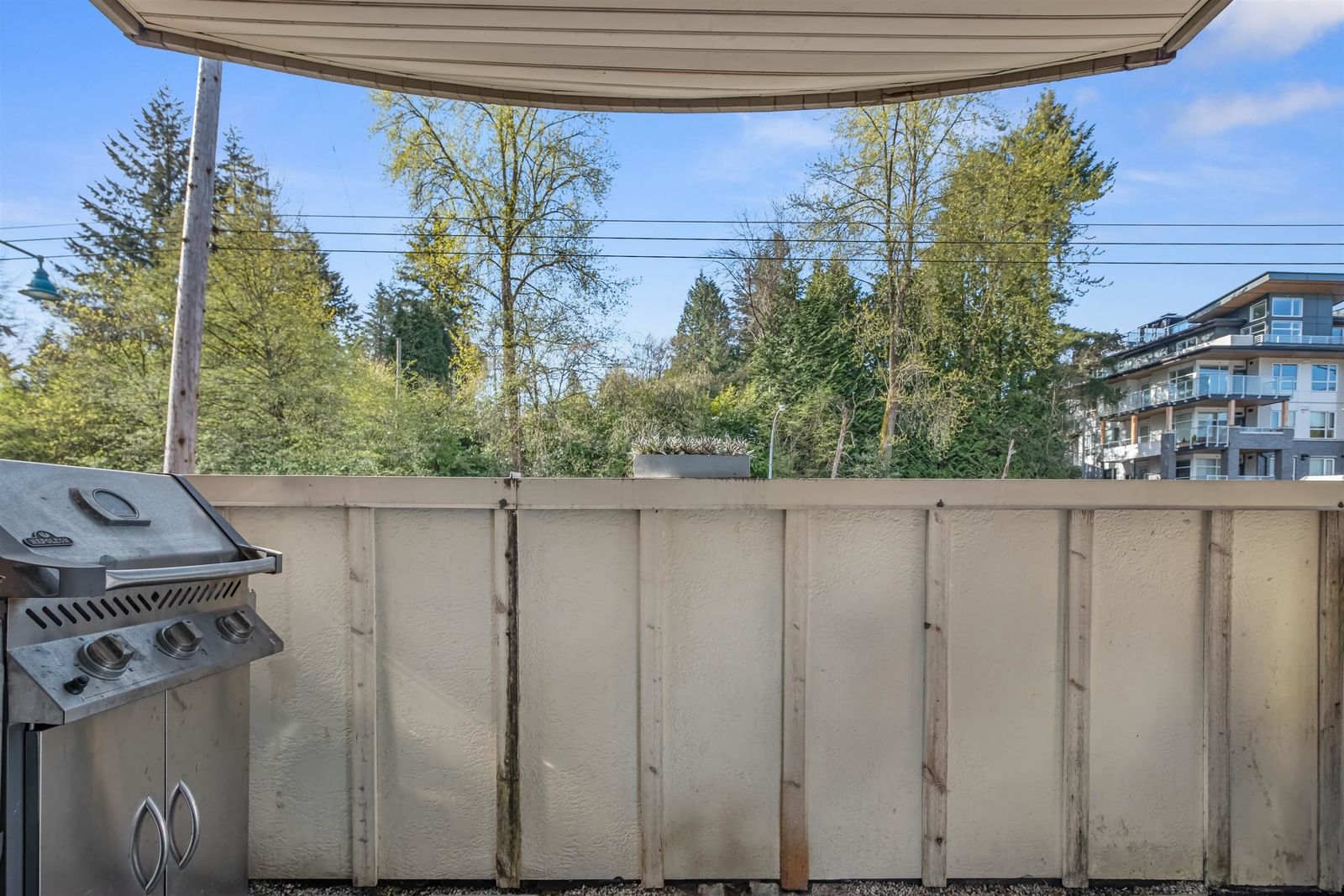 Listing Image 17
