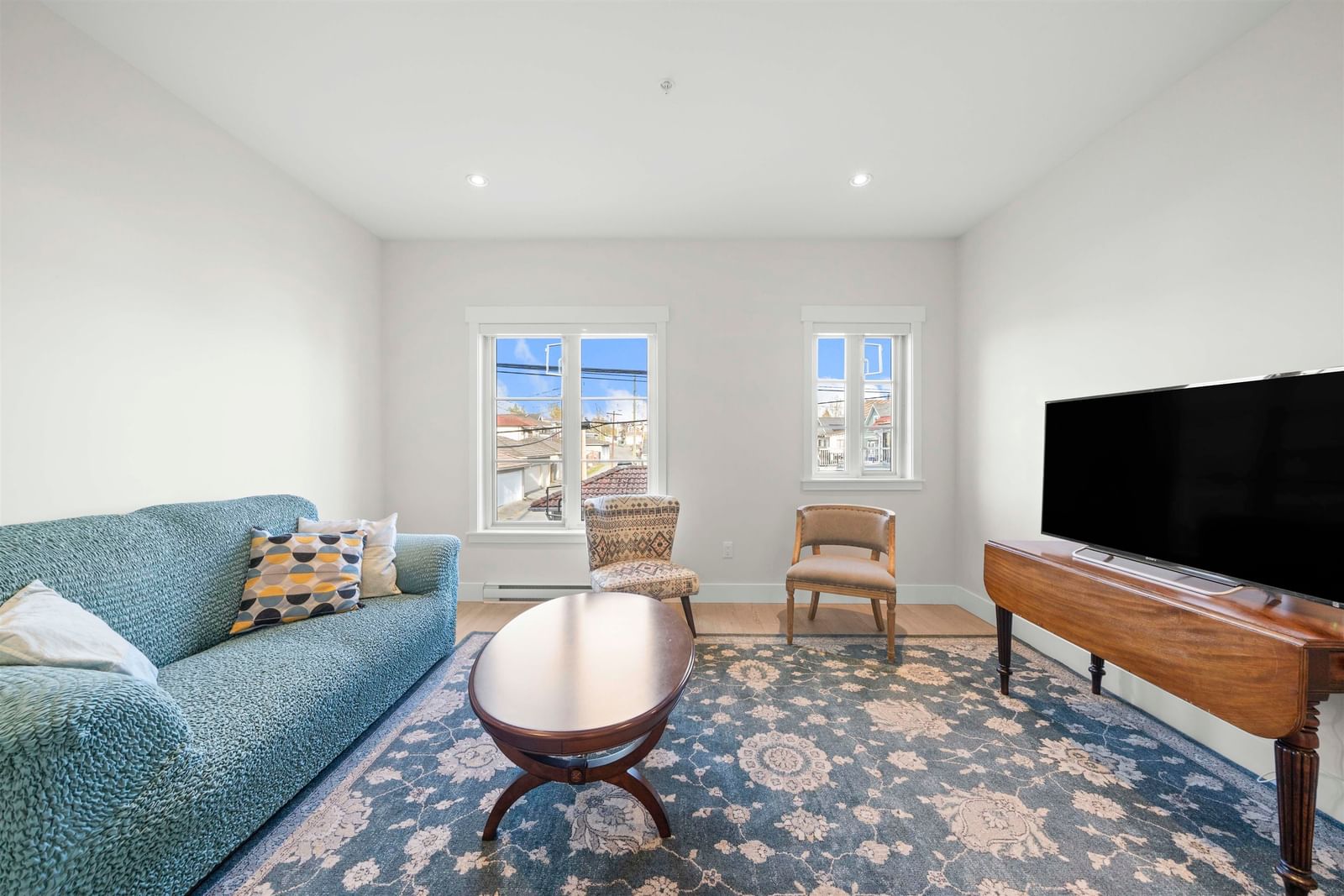 Listing Image 6