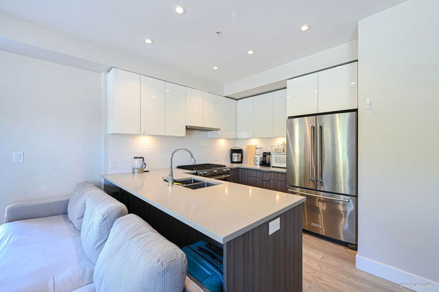 316 - 3588 Sawmill Crescent