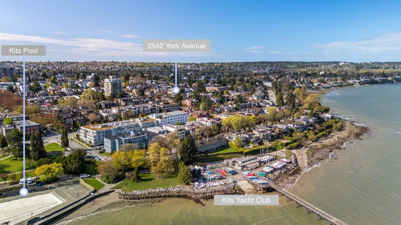 2542 York Avenue, Vancouver, British Columbia