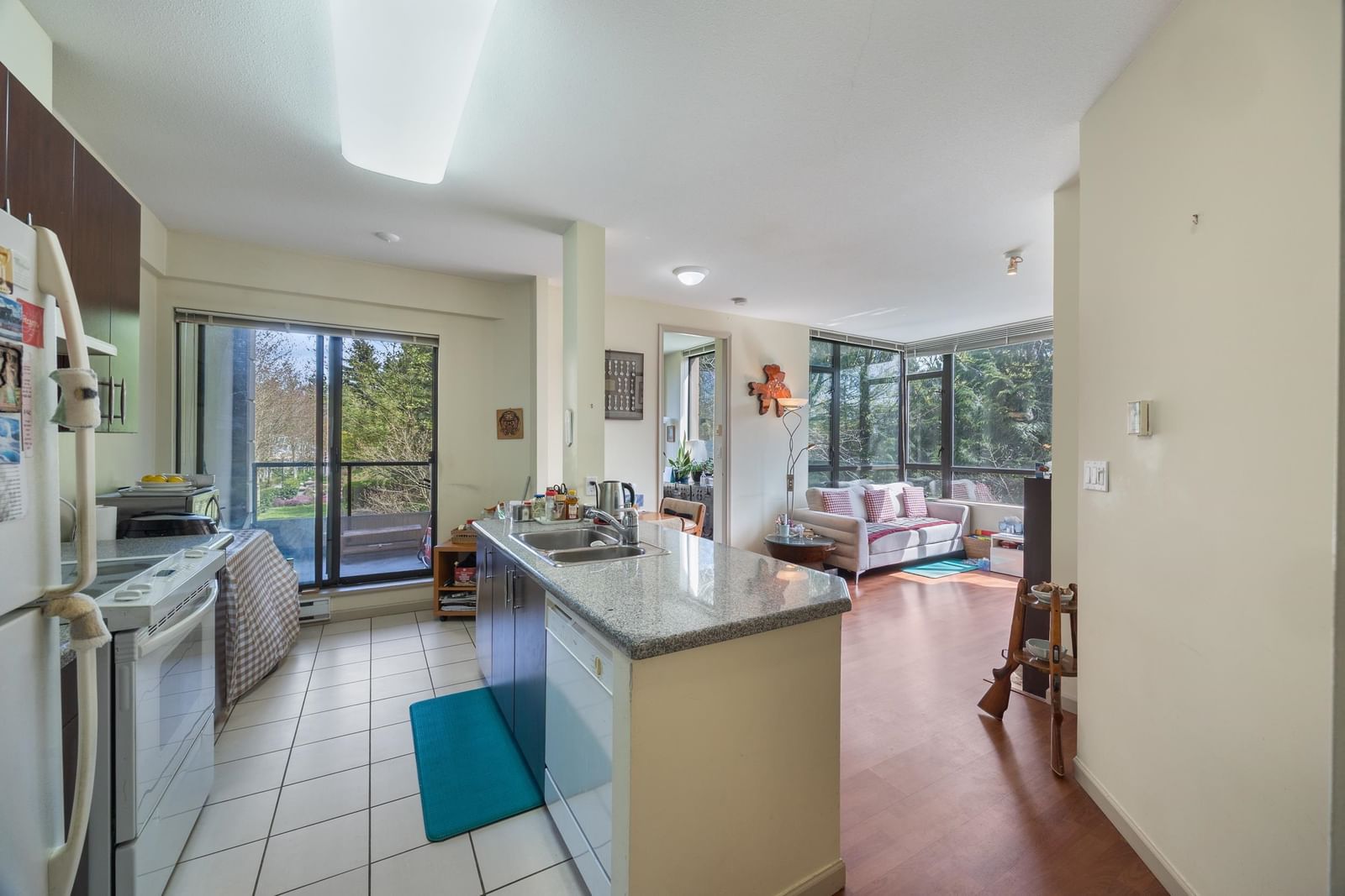 Listing Image 14