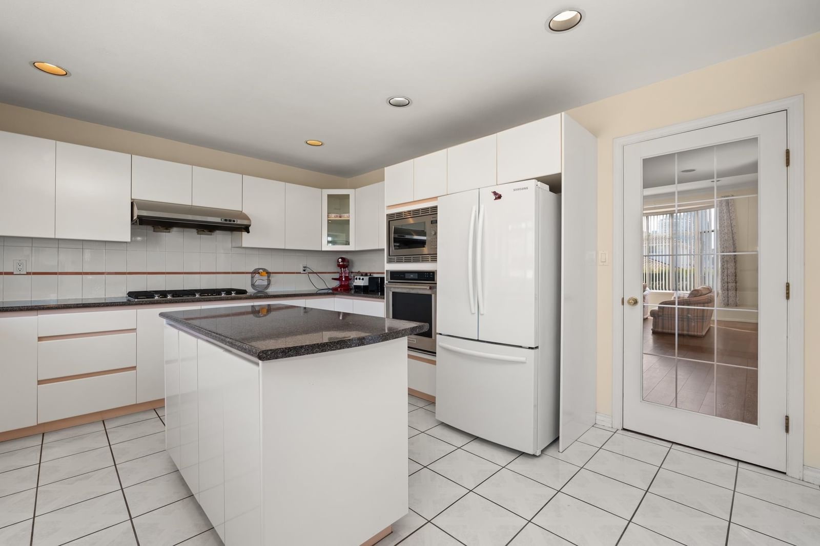 Listing Image 14