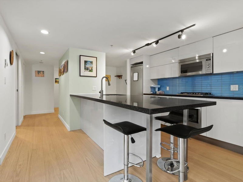 128 Cordova Street W #606, Vancouver, British Columbia