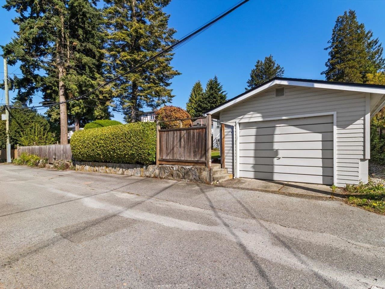 Listing Image 33