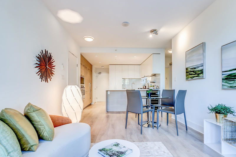 1188 Pinetree Way #2206, Coquitlam, British Columbia