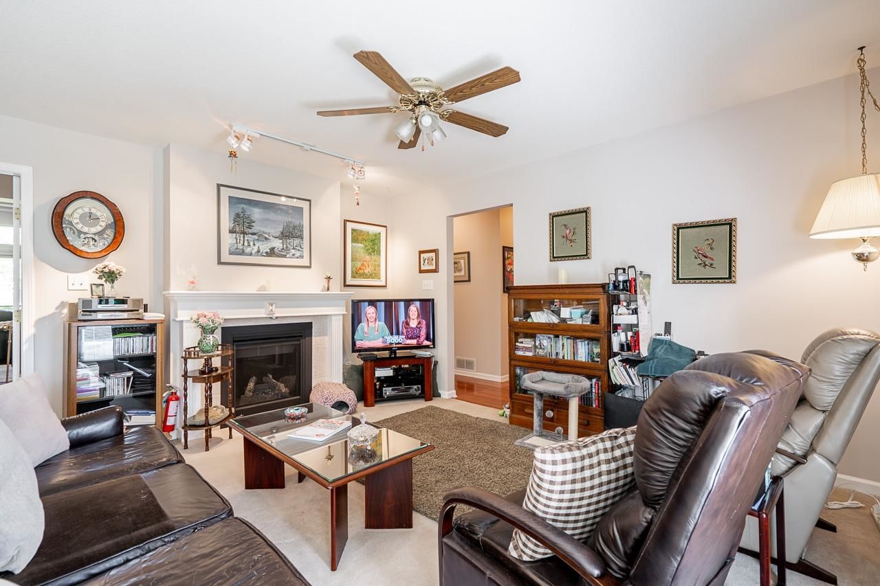 Listing Image 17
