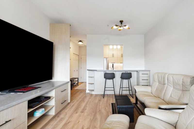 8220 Jones Road #410, Richmond, British Columbia