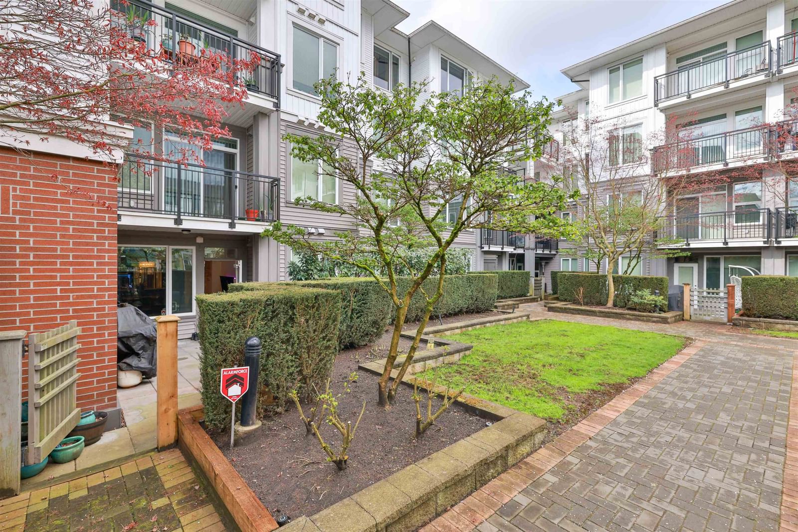 Listing Image 21