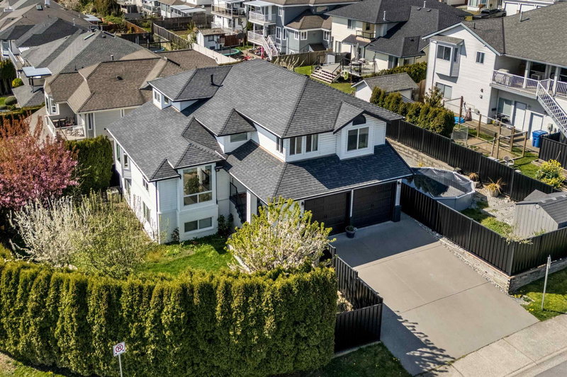 3073 Kingfisher Drive, Abbotsford, V2T 5K5 | Image 2