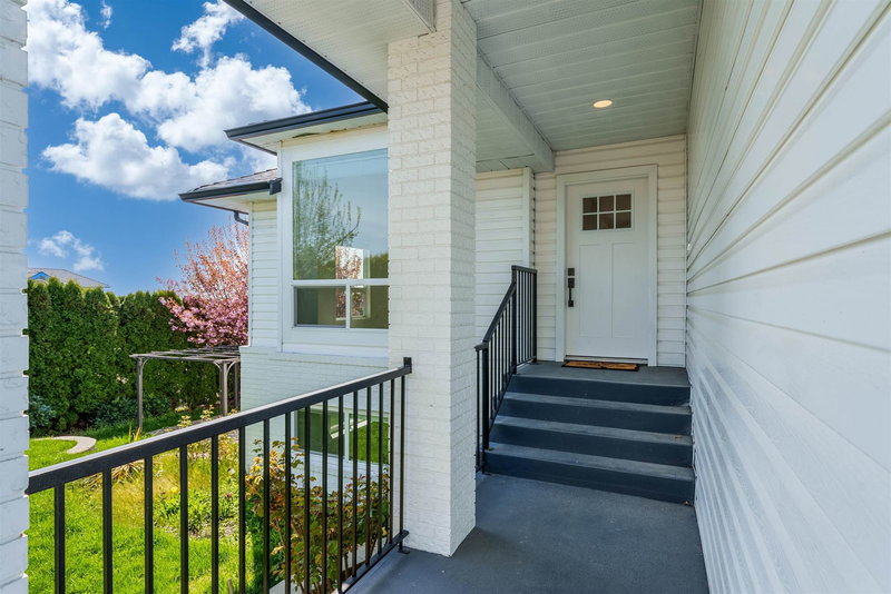 3073 Kingfisher Drive, Abbotsford, V2T 5K5 | Image 3