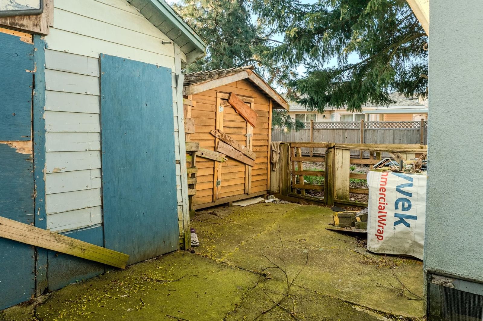 Listing Image 9