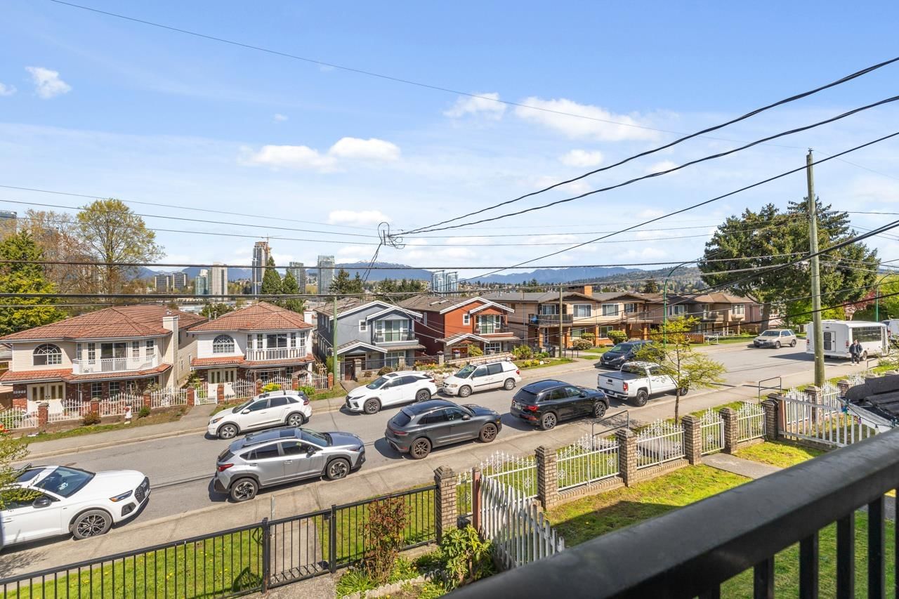 Listing Image 26