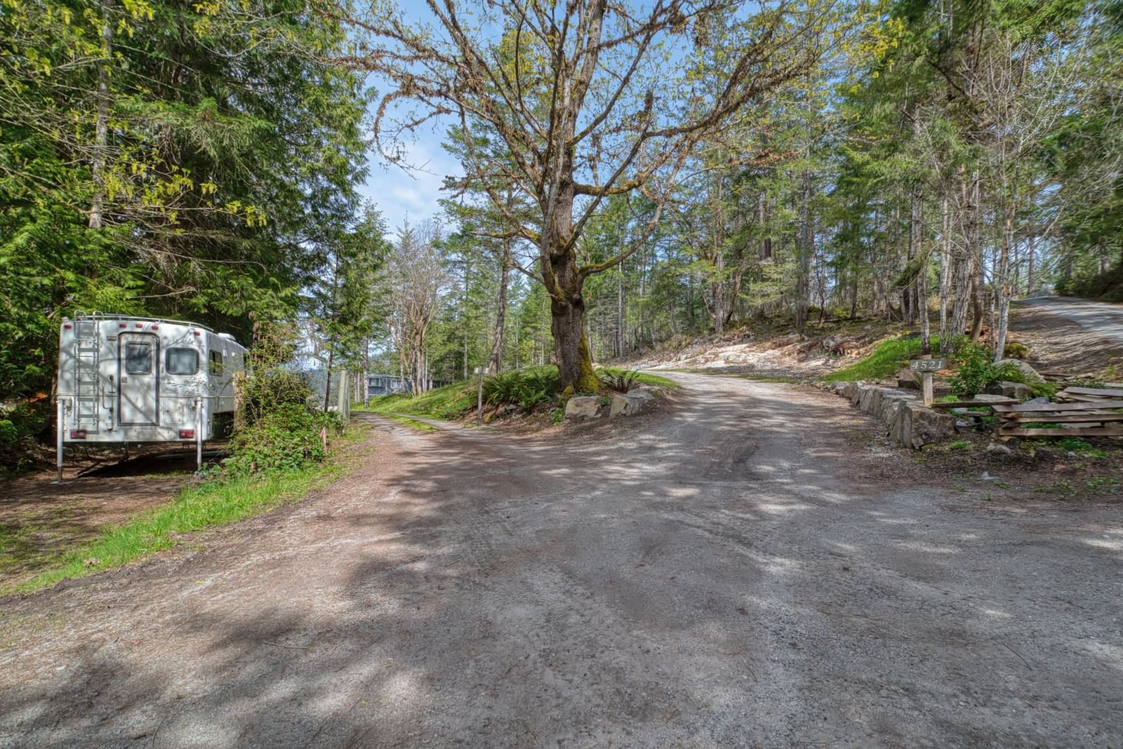 Listing Image 29