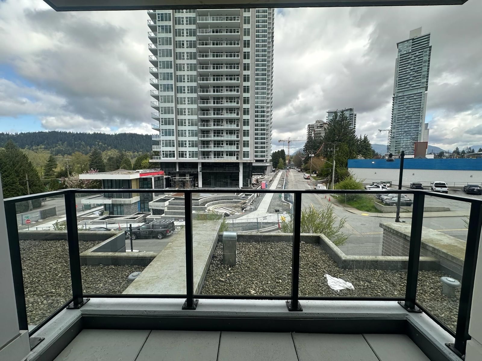 Listing Image 16
