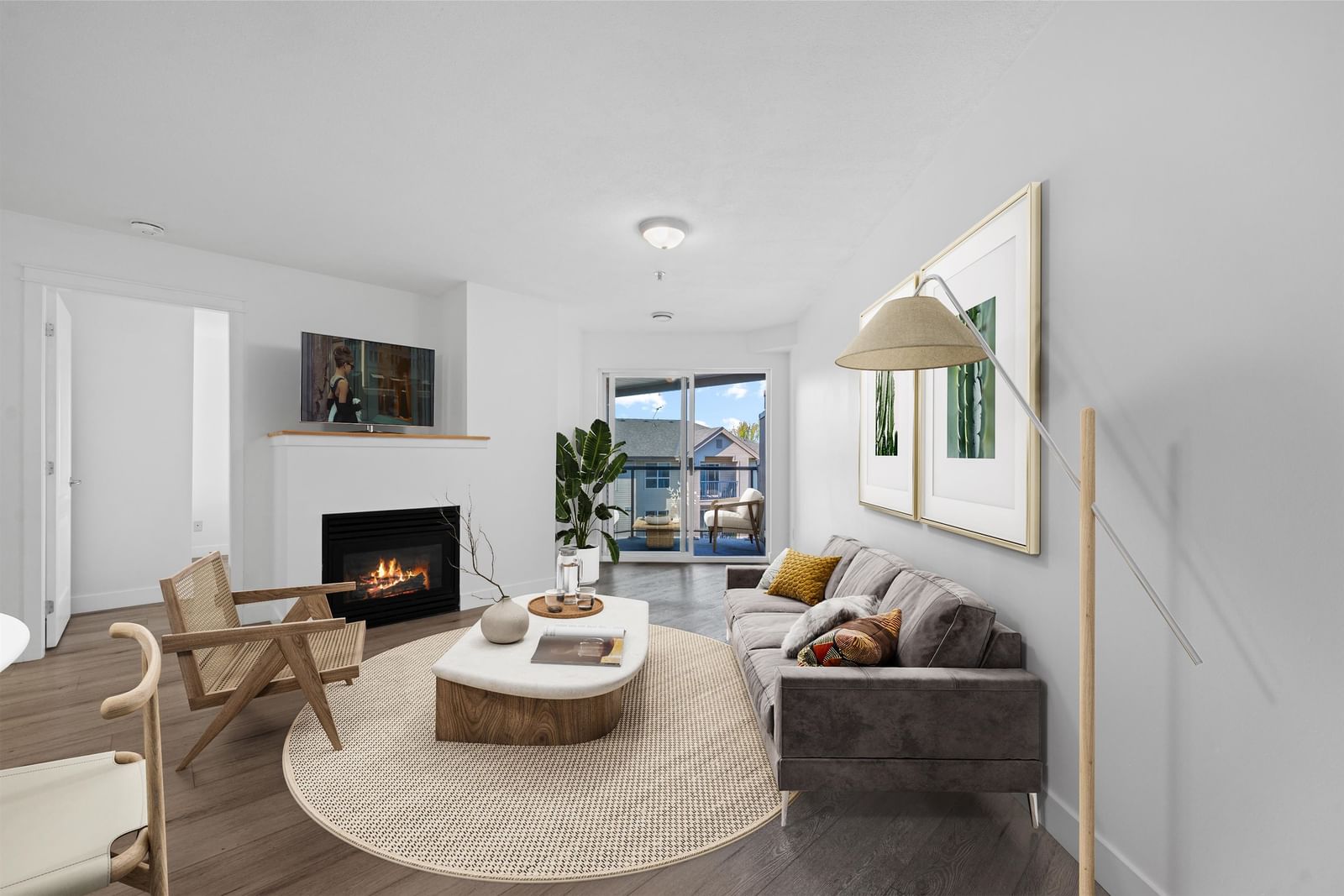 Listing Image 5